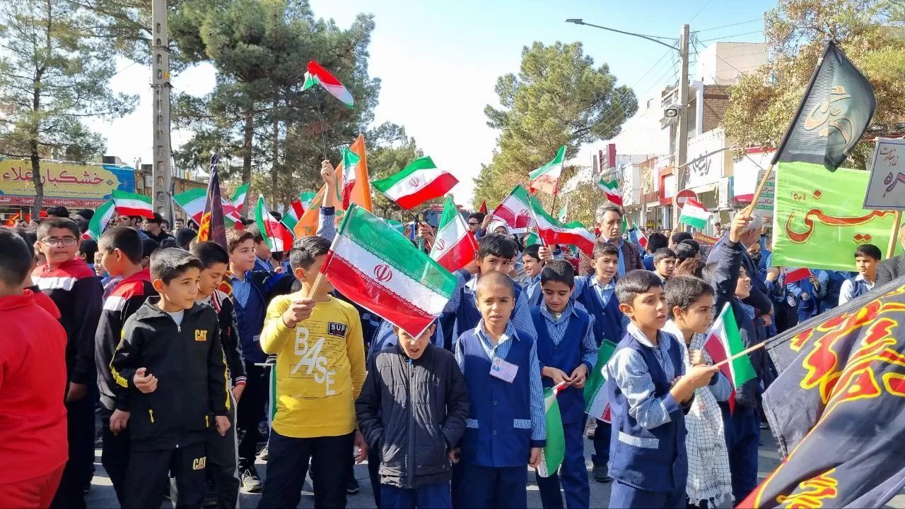 برگزاری راهپیمایی مردم قاین در حمایت کودکان غزه