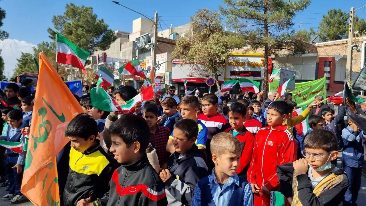 برگزاری راهپیمایی مردم قاین در حمایت کودکان غزه