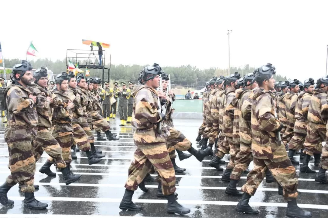 رژه نیروهای مسلح در خراسان‌جنوبی برگزار شد