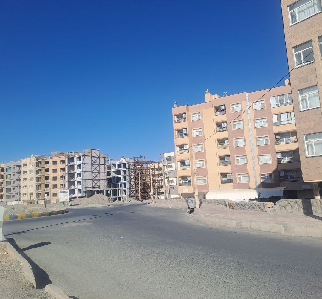 کابوس بوی‌ نامطبوع و مشکلات زیرساختی سایت‌اداری بیرجند
