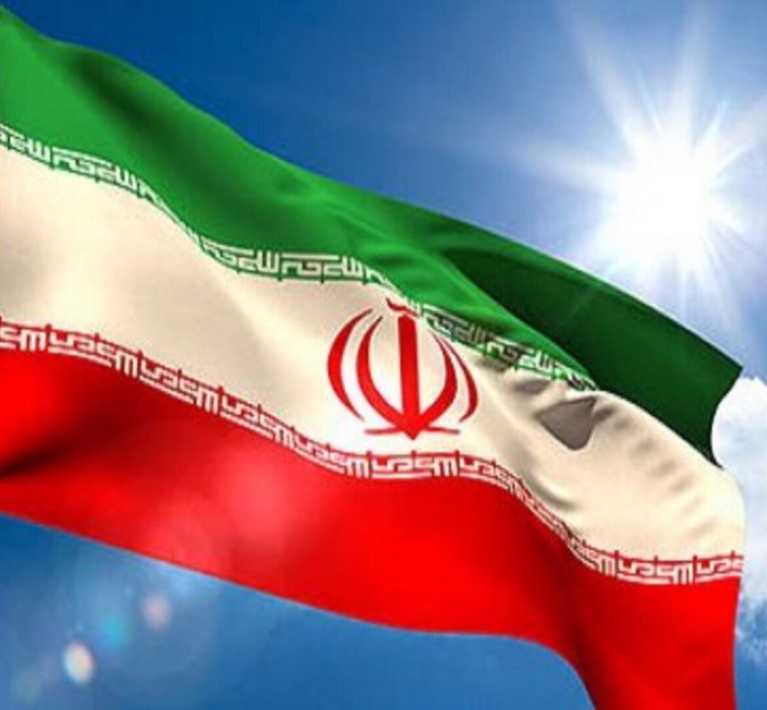 نمایش همدلی ملت ایران در تشییع پیکر شهدا