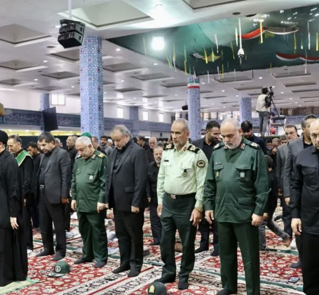 ملت ایران با توکل به خدا شکست‌ناپذیر است