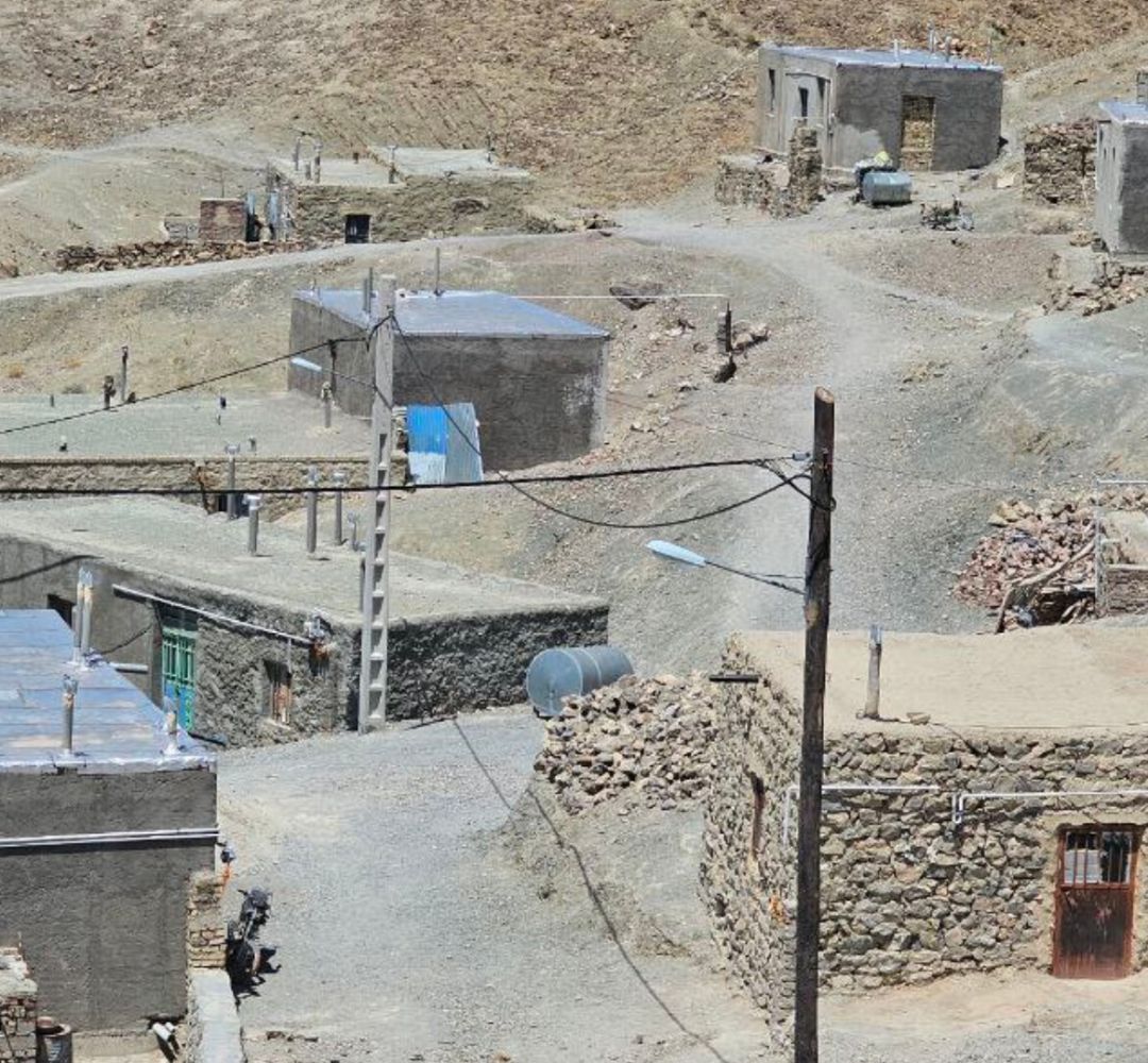 نونوار ساختن روستاهای مرزی توسط بنیاد مسکن