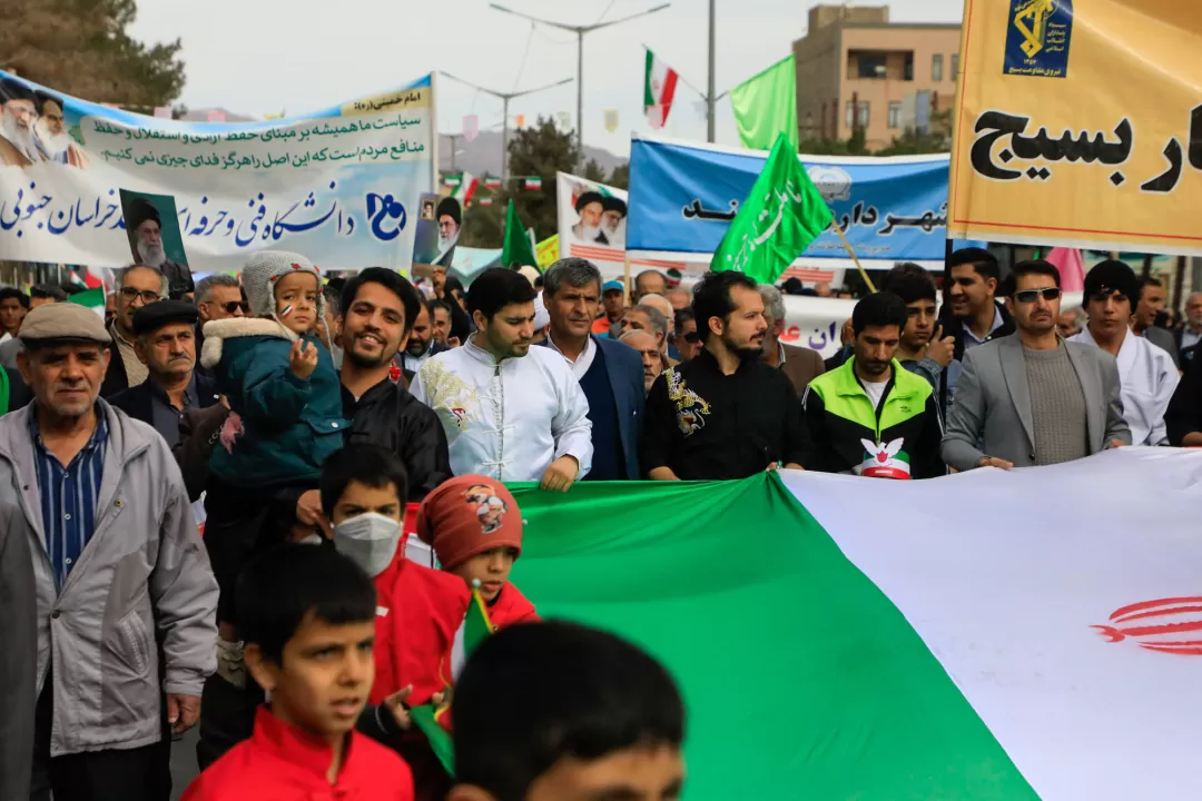 خروش بیرجند در جشن ۴۵ سالگی انقلاب