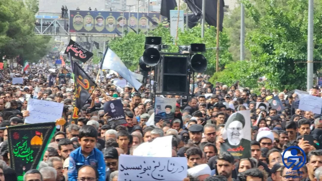 دیاردلسوختگان‌پیکر‌شهیدرئیسی‌رادرآغوش‌گرفتند