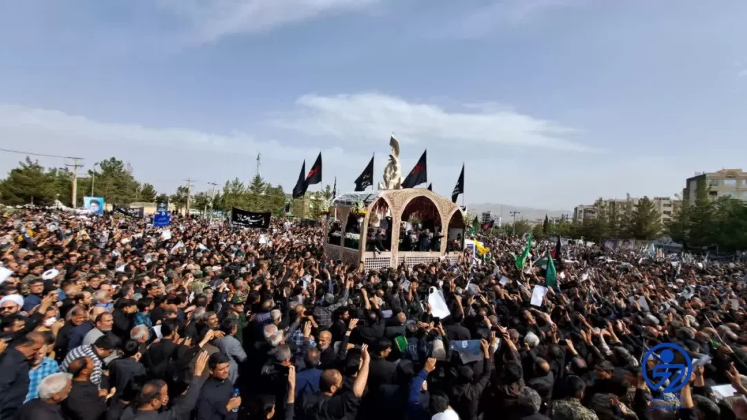 دیاردلسوختگان‌پیکر‌شهیدرئیسی‌رادرآغوش‌گرفتند