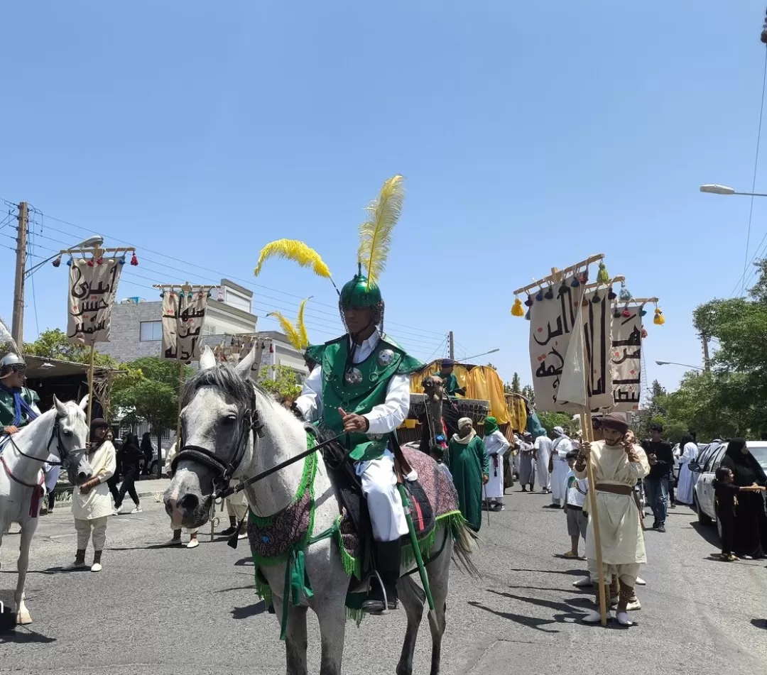 کاروان نمادین نینوا در بیرجند به حرکت درآمد