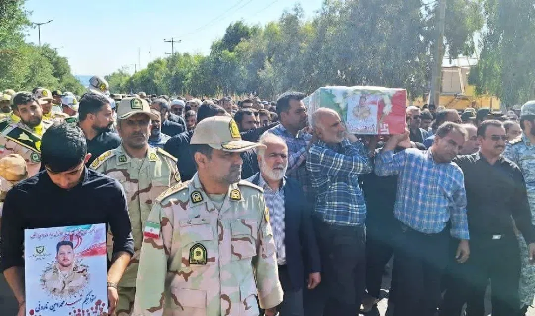 پیکر مرزبان شهید در نهبندان تشییع شد